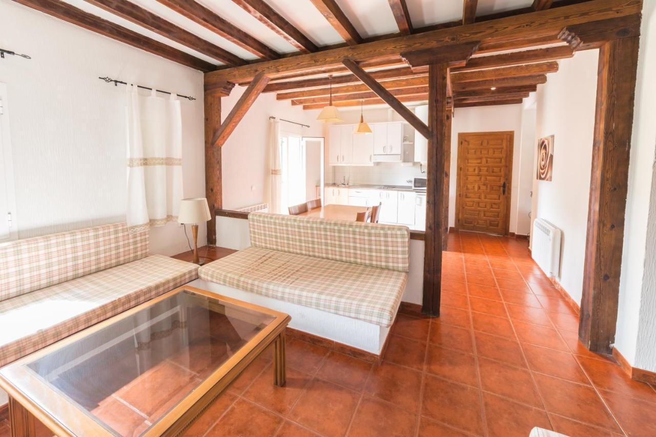 Apartamentos Rurales El Colvillo Trillo Luaran gambar
