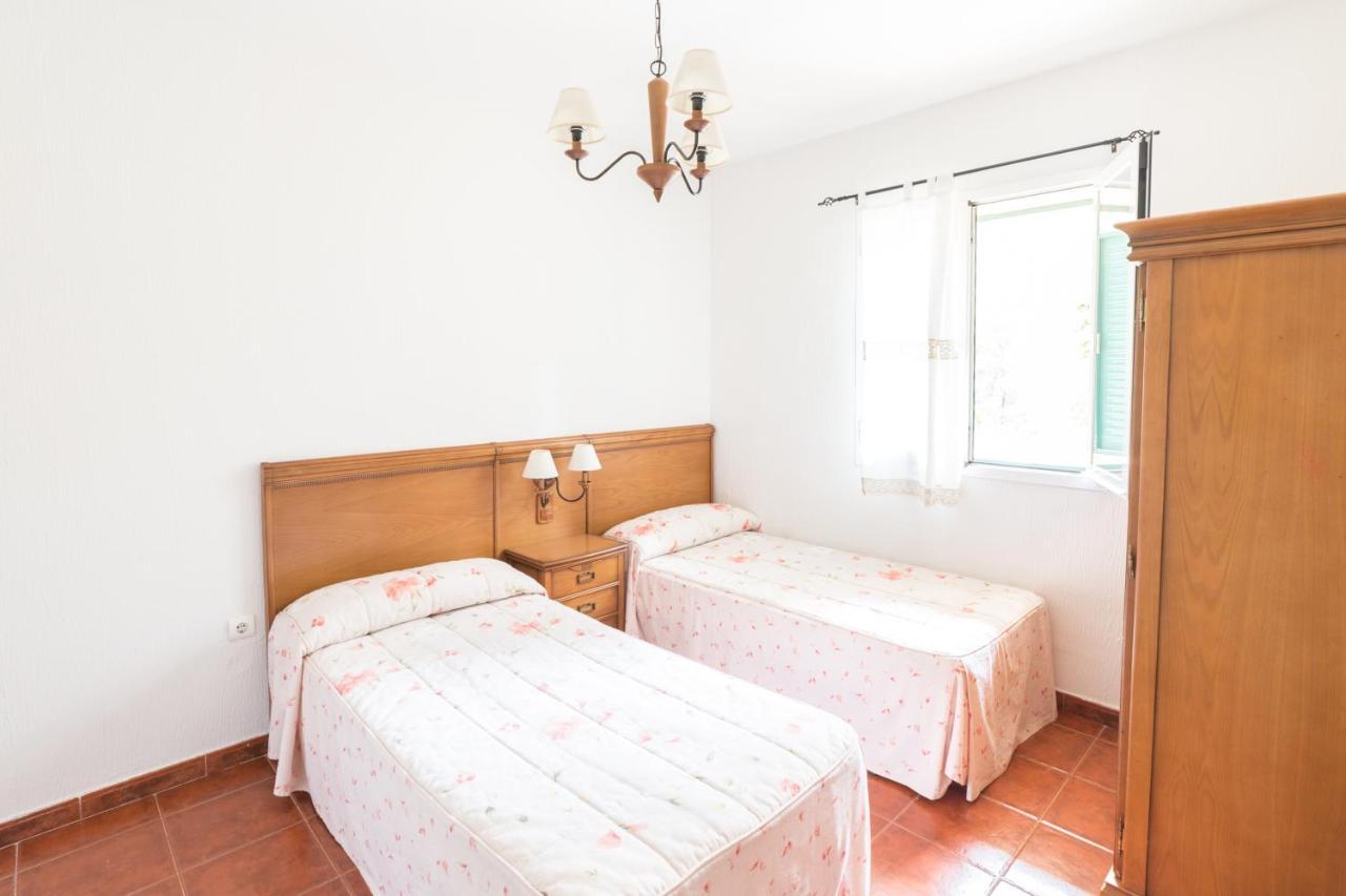 Apartamentos Rurales El Colvillo Trillo Luaran gambar